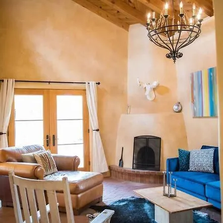 Sun And Ski! Beautiful, Downtown, On 1.5 Acres!