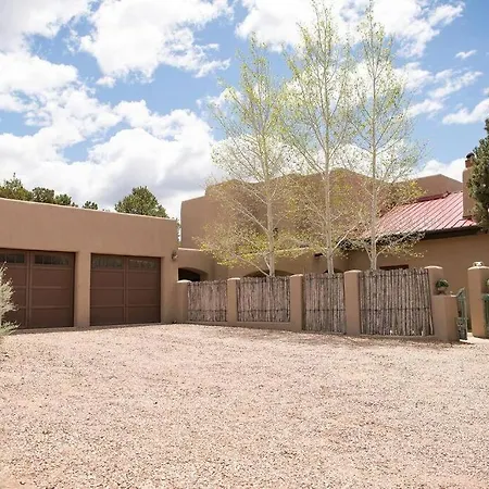 Sun And Ski! Beautiful, Downtown, On 1.5 Acres! *