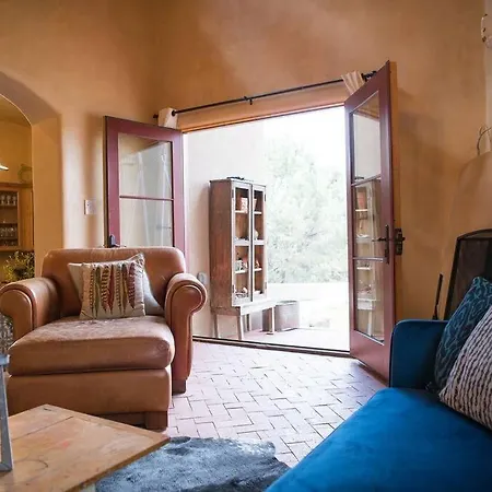 Sun And Ski! Beautiful, Downtown, On 1.5 Acres! Villa *
