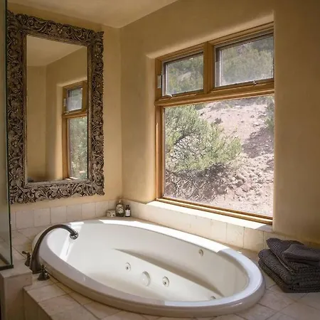 Sun And Ski! Beautiful, Downtown, On 1.5 Acres! *